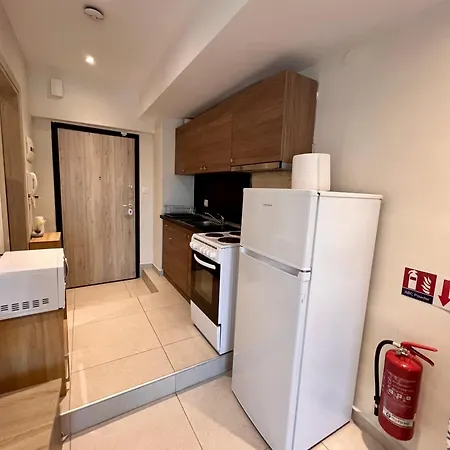 Fillio 's Apartment, *